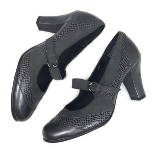 Aerosoles 8.5 Black Reptile Sandal Platform Heel